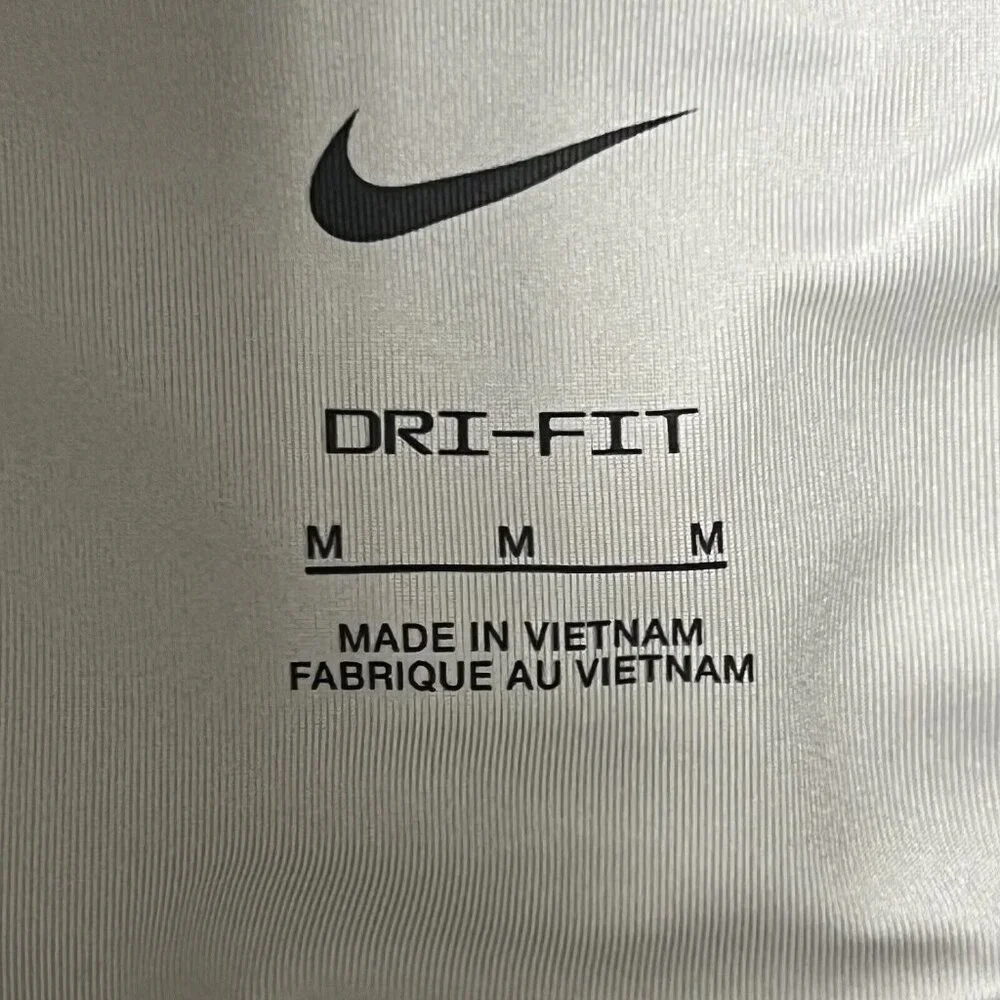 NWT Nike Women's Shorts Medium One Dri-FIT Mid-Rise 3" Brief-Lined DX6010-012 - Picture 8 of 15